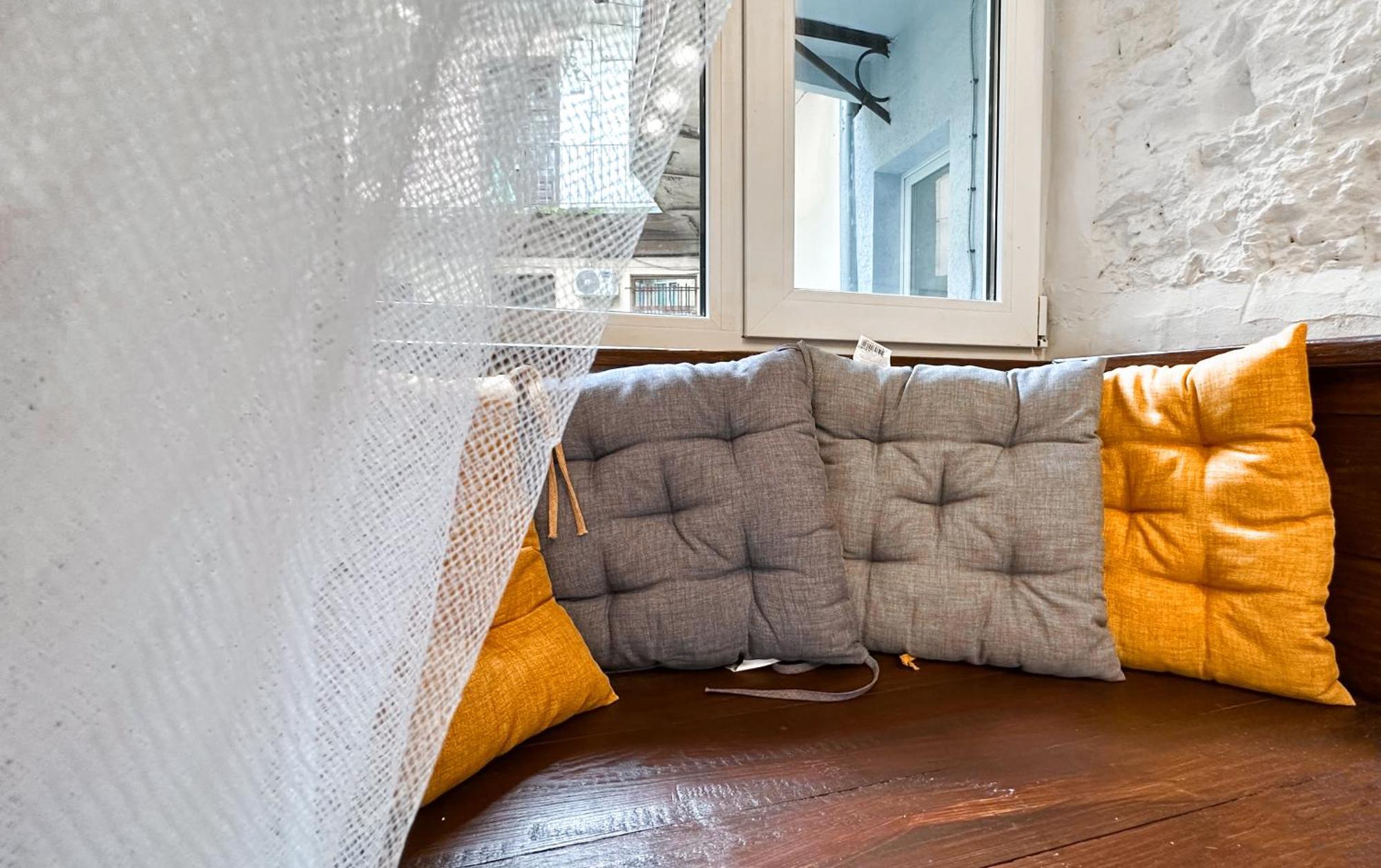 Cozy Apartments In The City Centre Львов Экстерьер фото